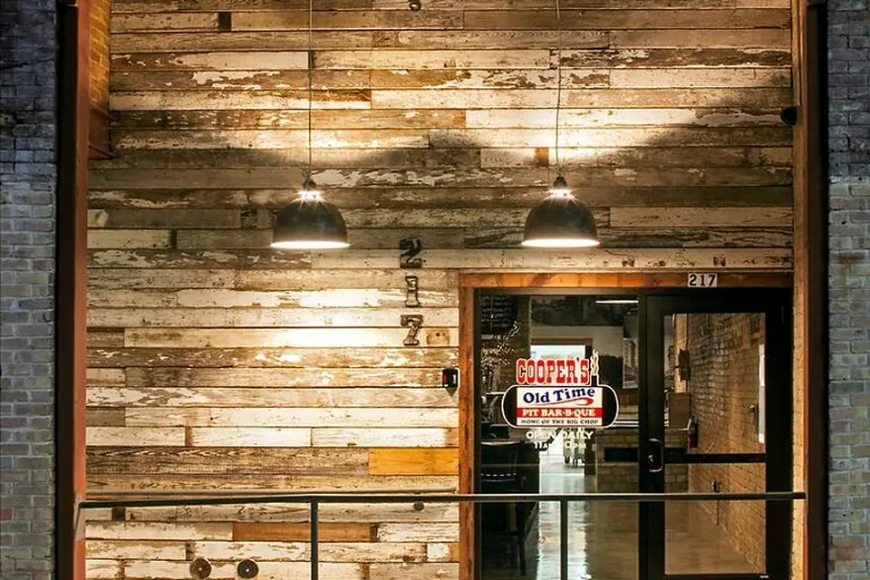Cooper's Old Time Pit Bar-B-Que