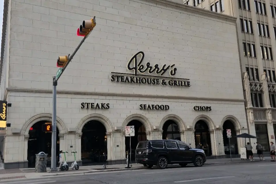 Perry's Steakhouse & Grille - Downtown Austin